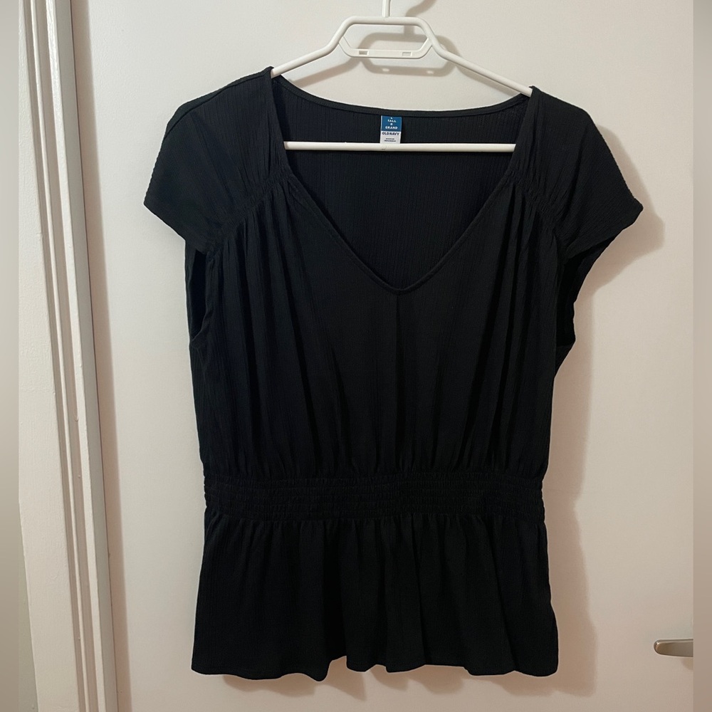 3/$20 Black Peplum Top